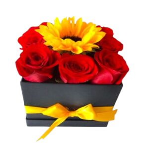 CAJA DE ROSAS Y GIRASOL