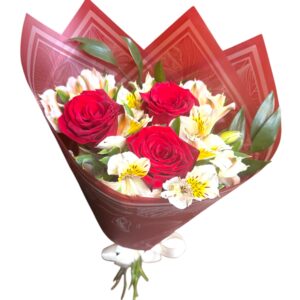 RAMO DE 3 ROSAS Y ASTROMELIAS